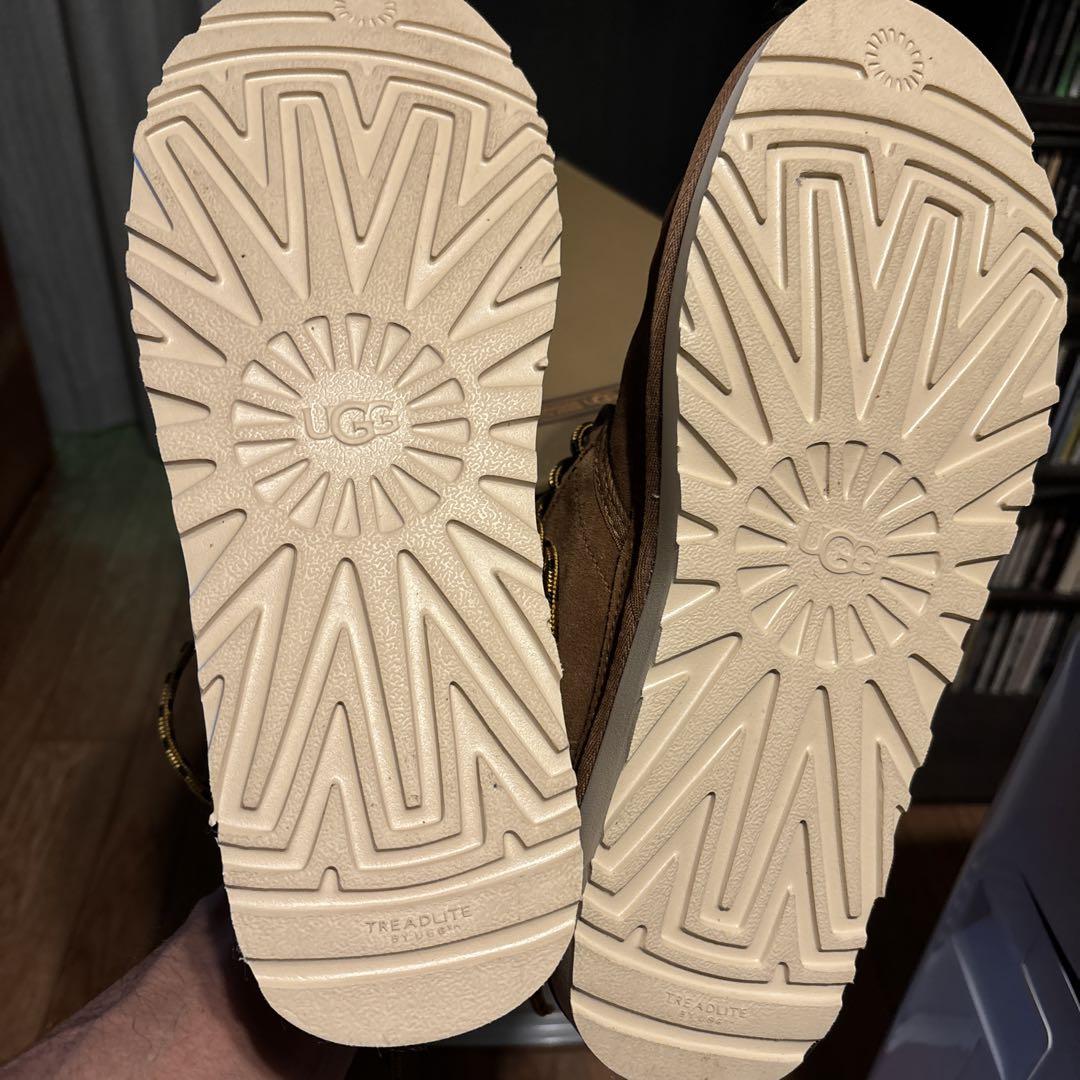 ネイバーフッド　UGG