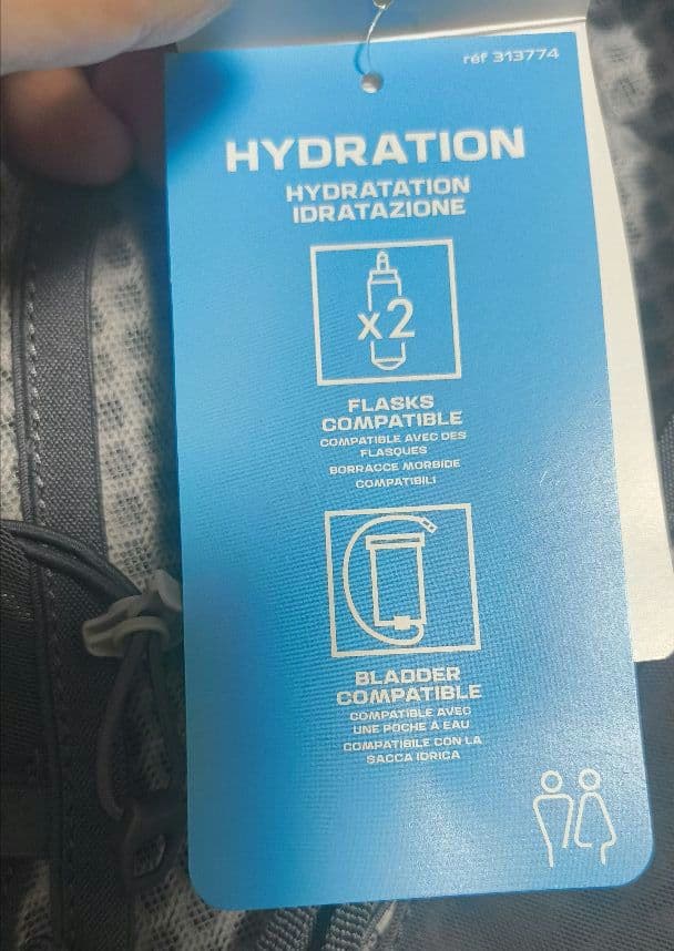 トレラン他 SALOMON ハイドレーションバックパック XA25 トレラン他 SALOMON ハイドレーションバックパック XA25