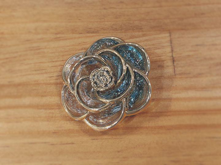 お花のヘアクリップ