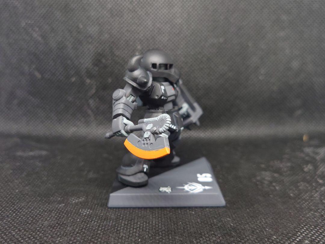 ガンダムコンバージ 改造 フルリペイント 改修完成品 PGTUm-m46098092860 ザクⅠ キシリア専用 新作爆買い