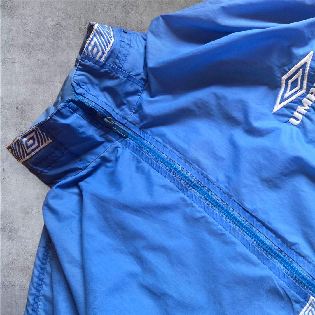 90s Umbro ナイロントラックジャケット 刺繍ロゴ アイスブルー