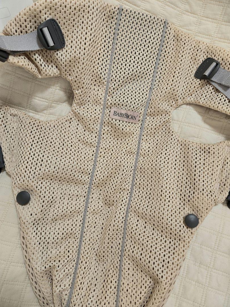 【美品】保証期間内★BABYBJORN ベビーキャリア MINI ベージュ