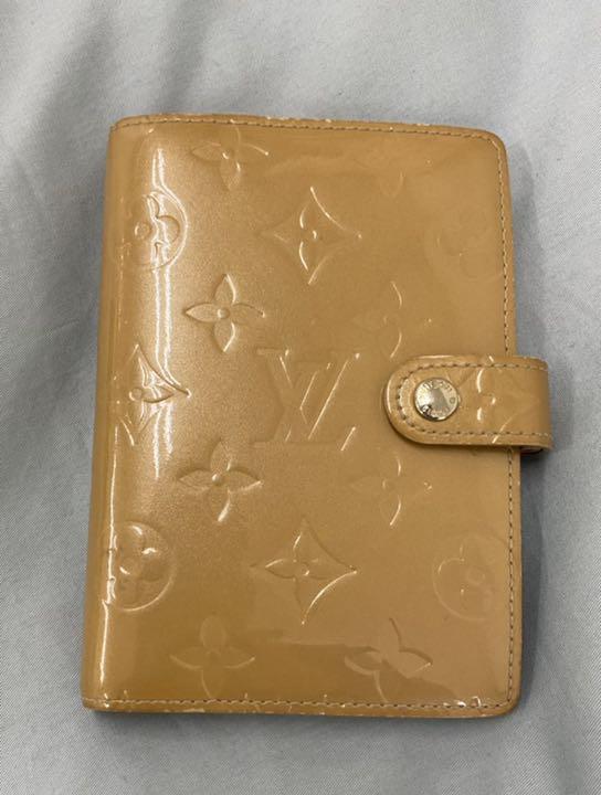 666円 93%以上節約 LOUISVUITTON ルイヴィトン 手帳カバー ヴェルニ
