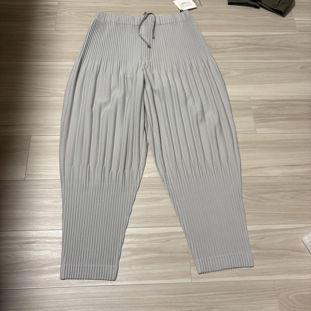 新品パンツHOMME PLISSE ISSEY MIYAKE JF151サイズ2