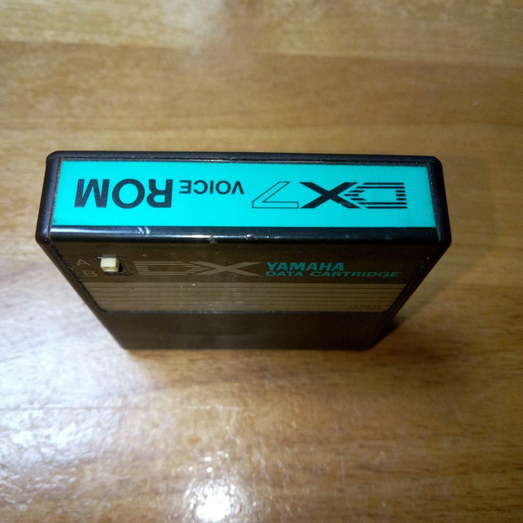 YAMAHA「ROM 2 」DATA CARTRIDGE 　DX7