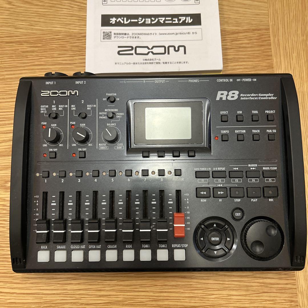 ZOOM R8 MTR 8トラック録音可能
