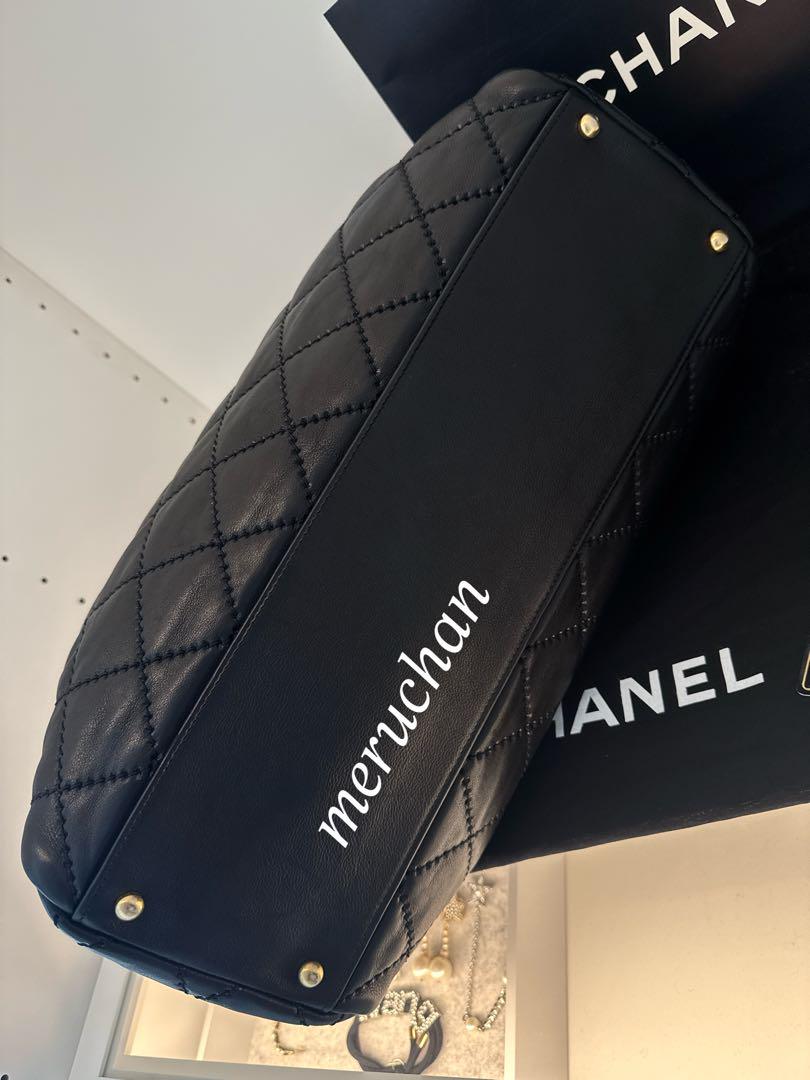 CHANEL マトラッセ チェーンショルダー トートバッグ ラムスキン 黒 金