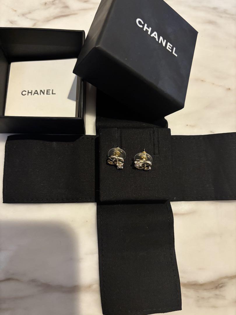 CHANEL ピアス