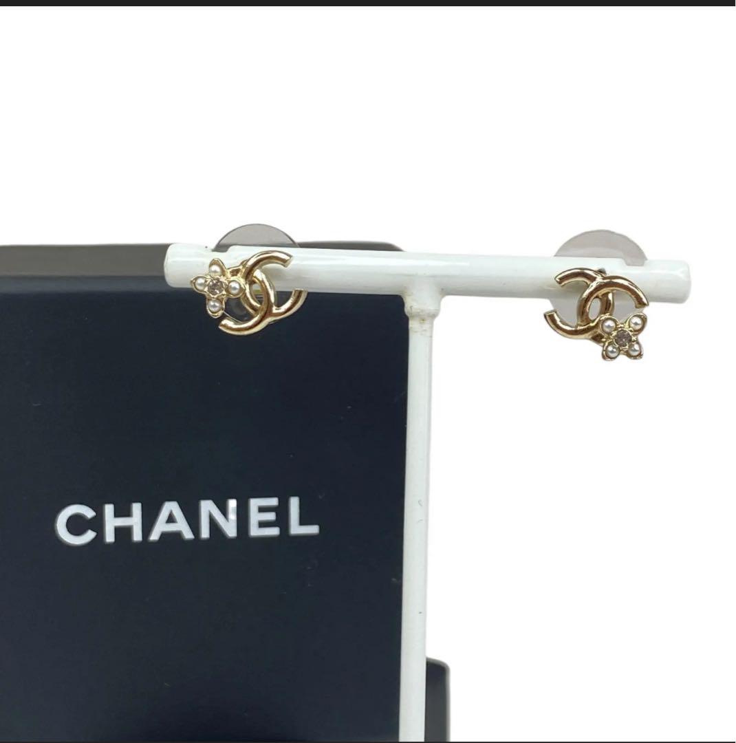 CHANEL ピアス