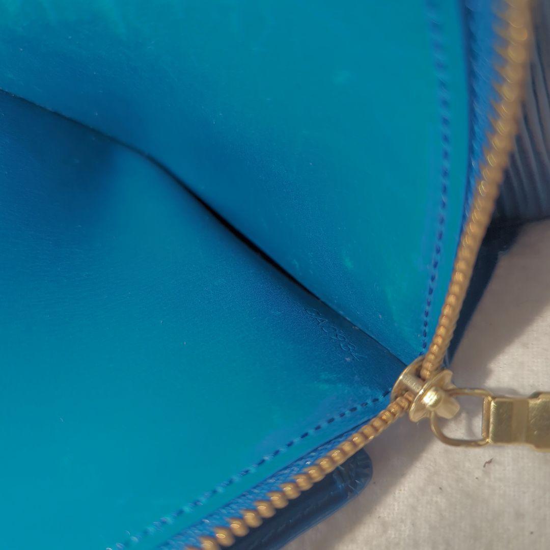 LOUISVUITTON ルイヴィトン エピ 長財布 ポルトフォイユ サラ