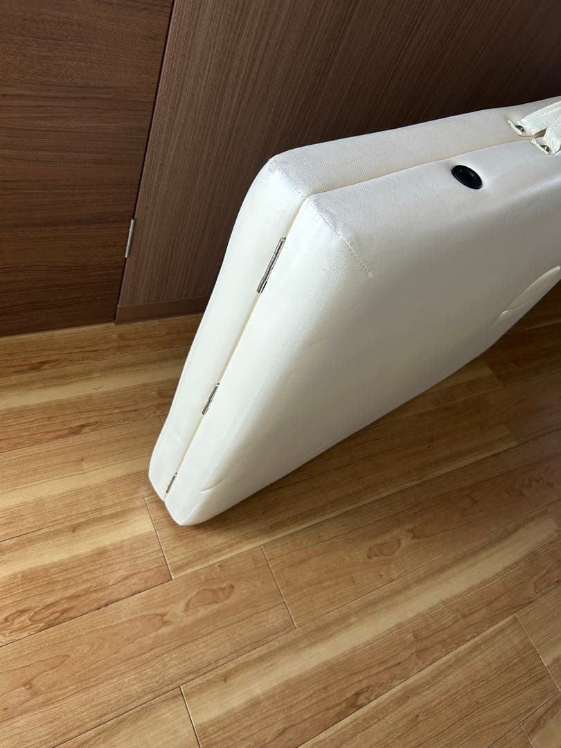 マッサージベッド