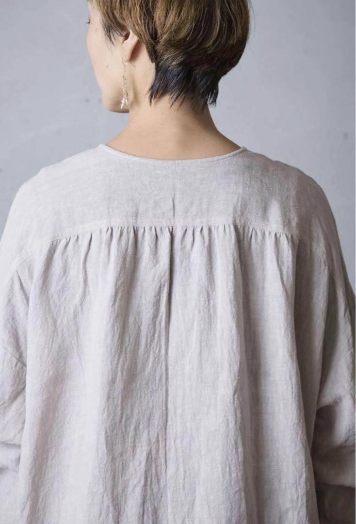 【未使用美品】ヤンマ産業　YAMMA リネン　ノーカラービッグシャツ　ベージュ系