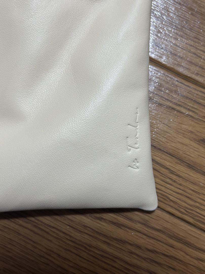 les Tendre leather clutch バッグ