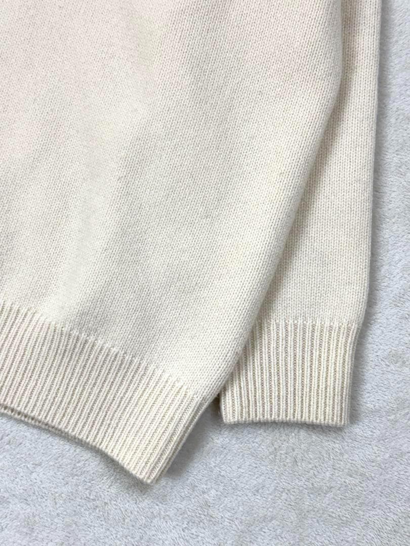 ebureエブール スーパージーロンウール Vネックプルオーバーニット 白 ebureエブール スーパージーロンウール Vネックプルオーバーニット 白