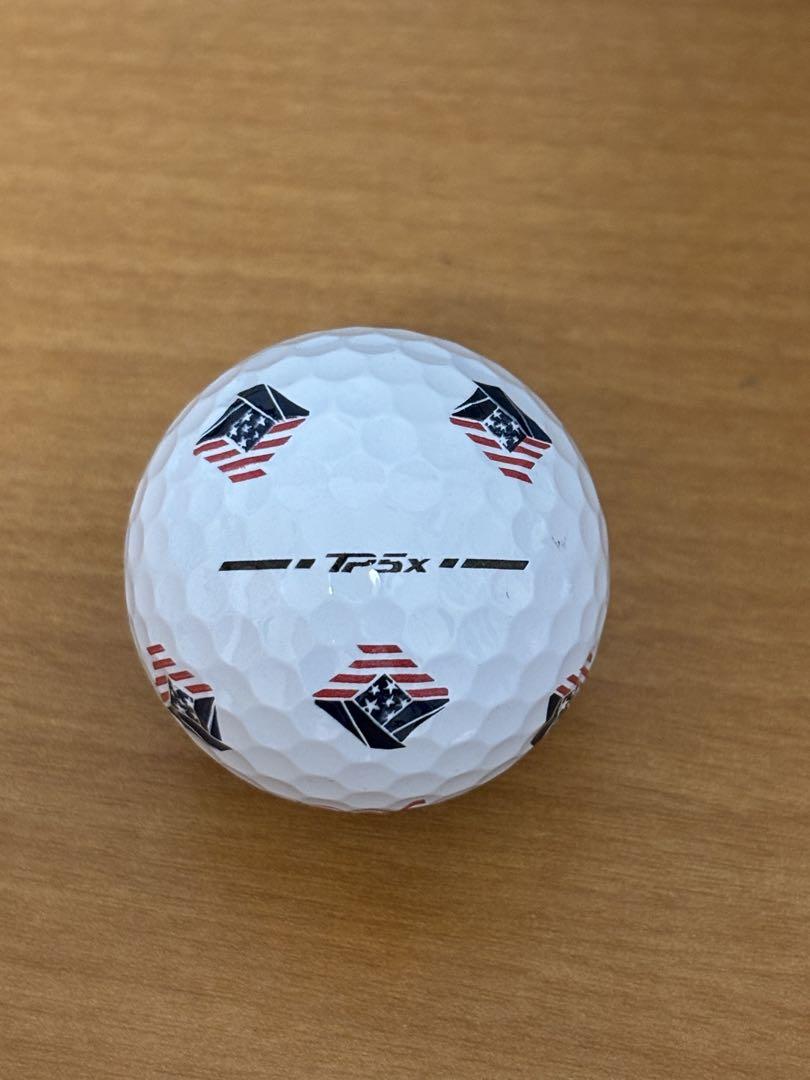 アメリカンフラッグ　TaylorMade TP5X ゴルフボール