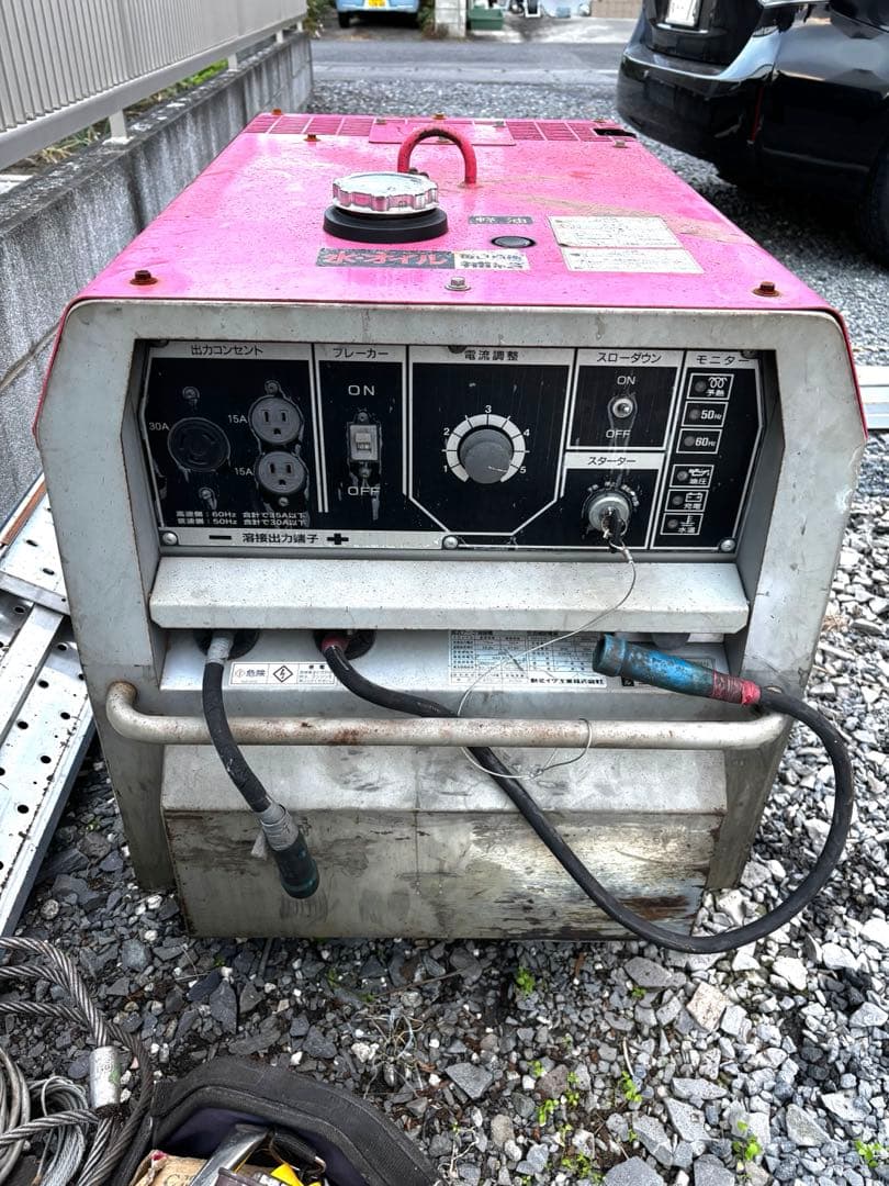 shindaiwa 発電 溶接機傷や汚れあり