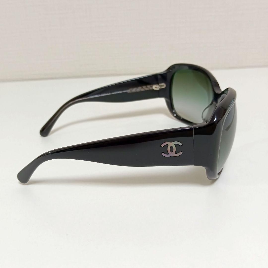 グラデーションレンズCHANEL