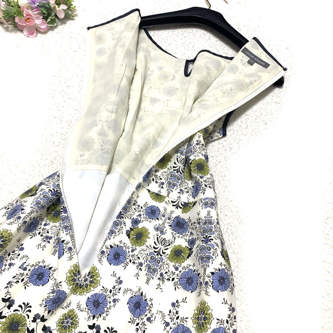 ☆新品級 ローラアシュレイ 美シルエットワンピース 花柄