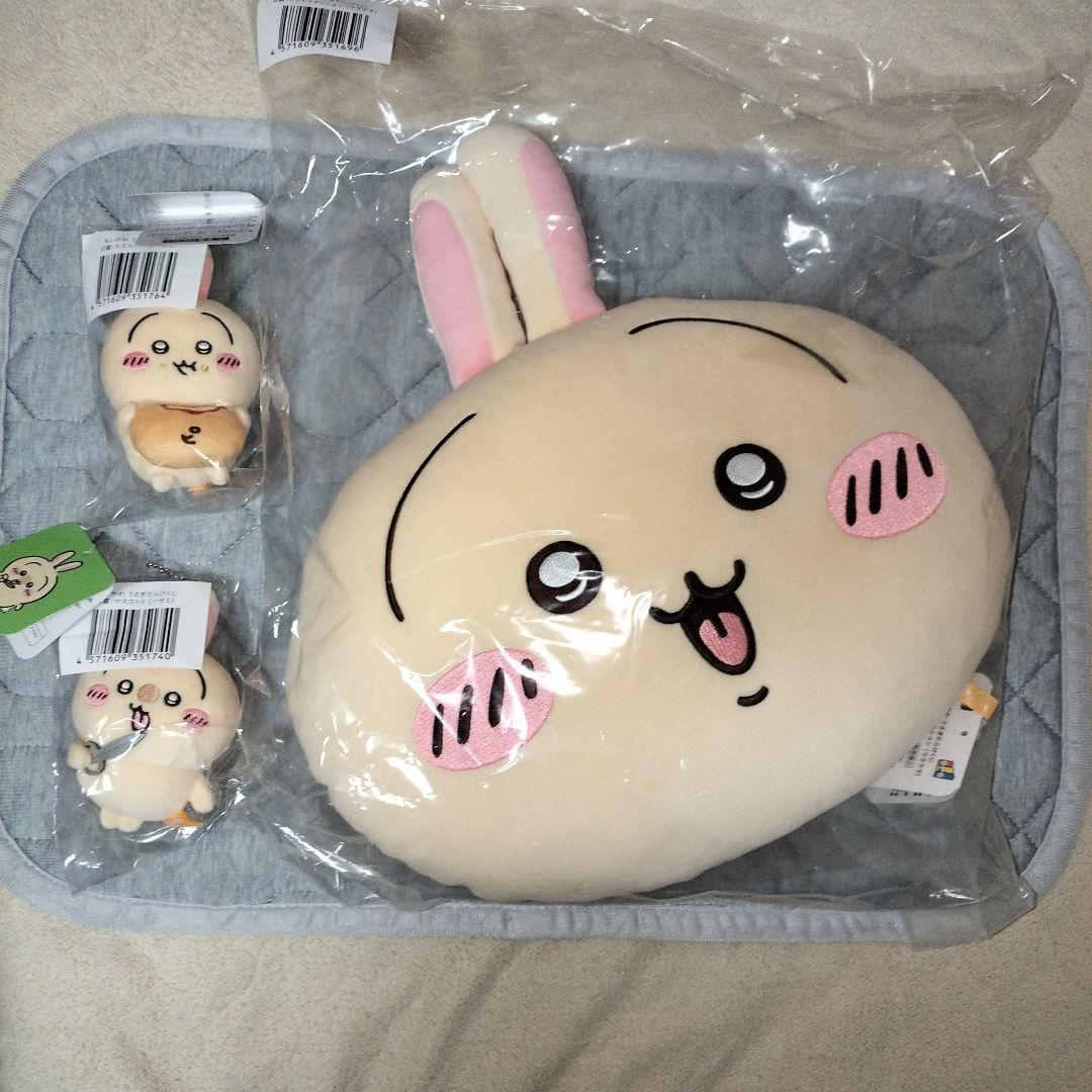 ちいかわ うさぎだらけくじ B賞 フェイスクッション ちいかわ うさぎだらけくじ B賞 フェイスクッション 垂れ耳