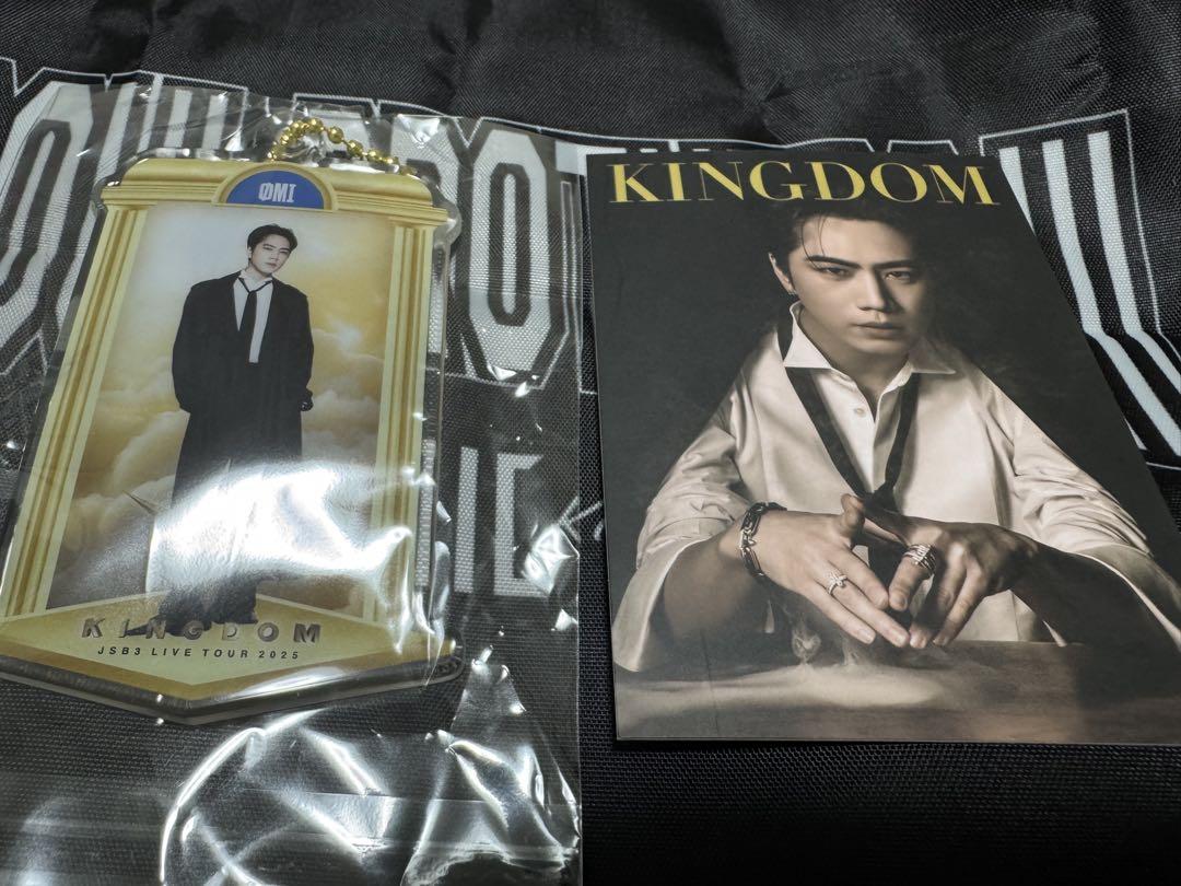2点セット】KINGDOM 登坂広臣アクリルスタンド ・千社札 - メルカリ