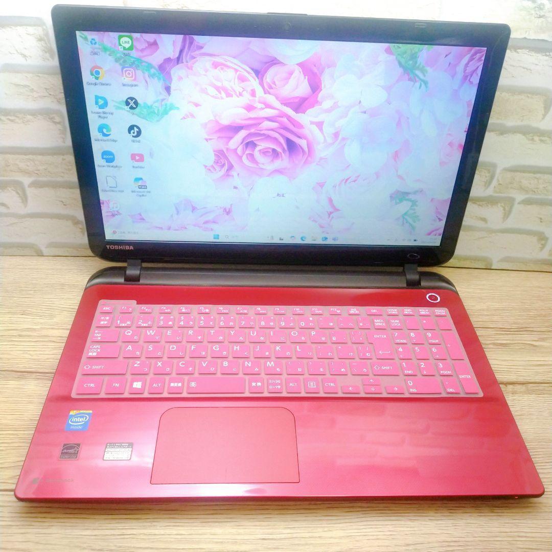 美品赤✨爆速SSD✨Windows11✨すぐ使えるレッドノートパソコン✨東芝 美品✨️輝くレッド❤️東芝ノートPC✨️高速SSD♥Windows11