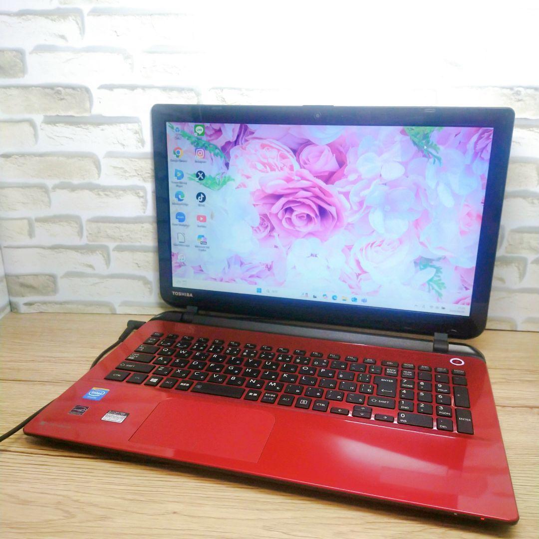 東芝PC 赤 i7 SSD Webカメラ Bluetooth Windows11 東芝PC 赤 i7 SSD Webカメラ Bluetooth Windows11