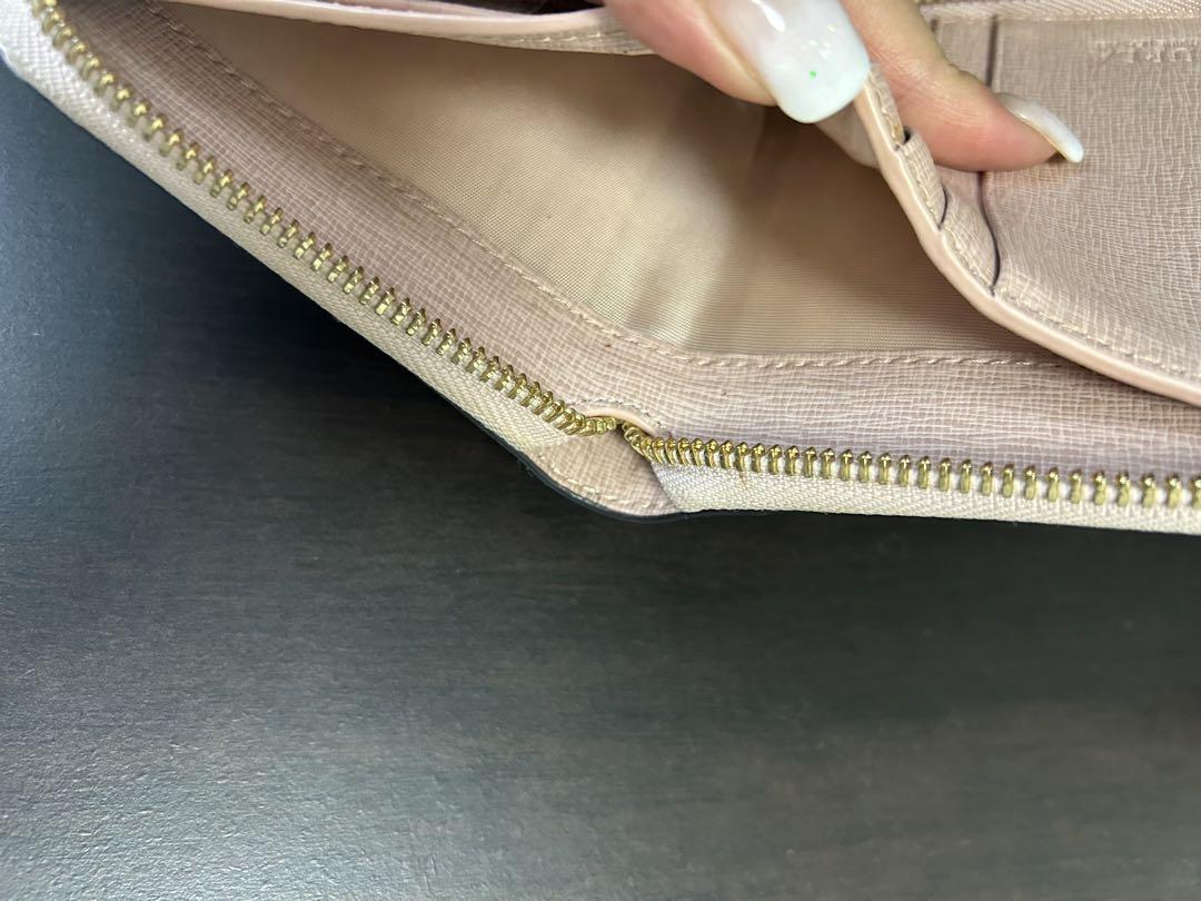 美品 FURLA フルラ 二つ折り財布 レザー 革 ピンク ジップ