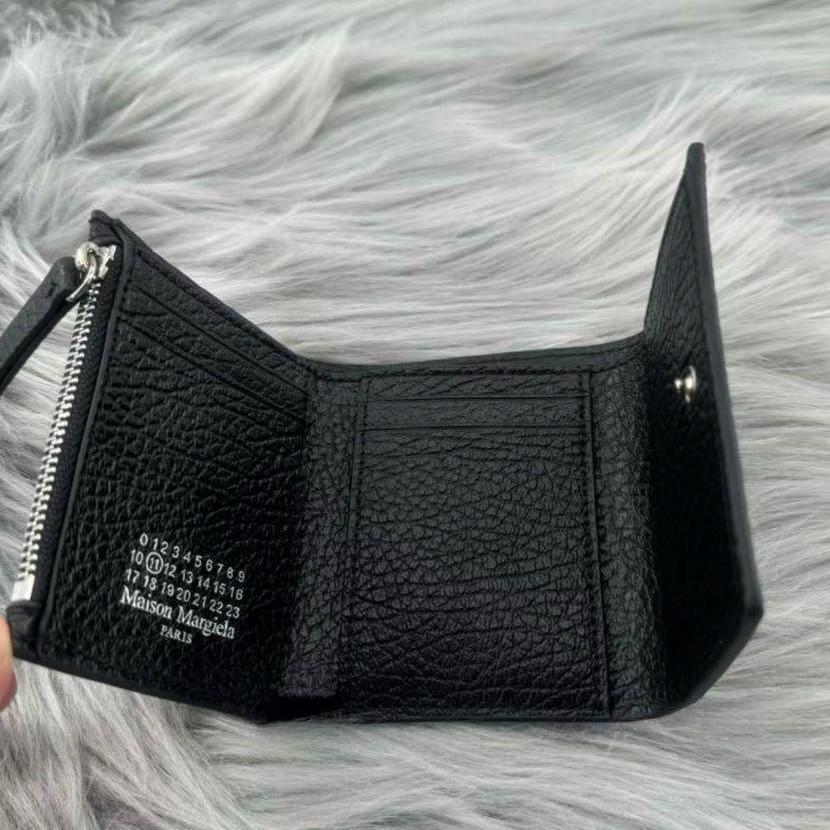 マルジェラ ブラックレザー 三つ折り財布 美品 正規品 Maison Margiela 三つ折り財布 ブラック