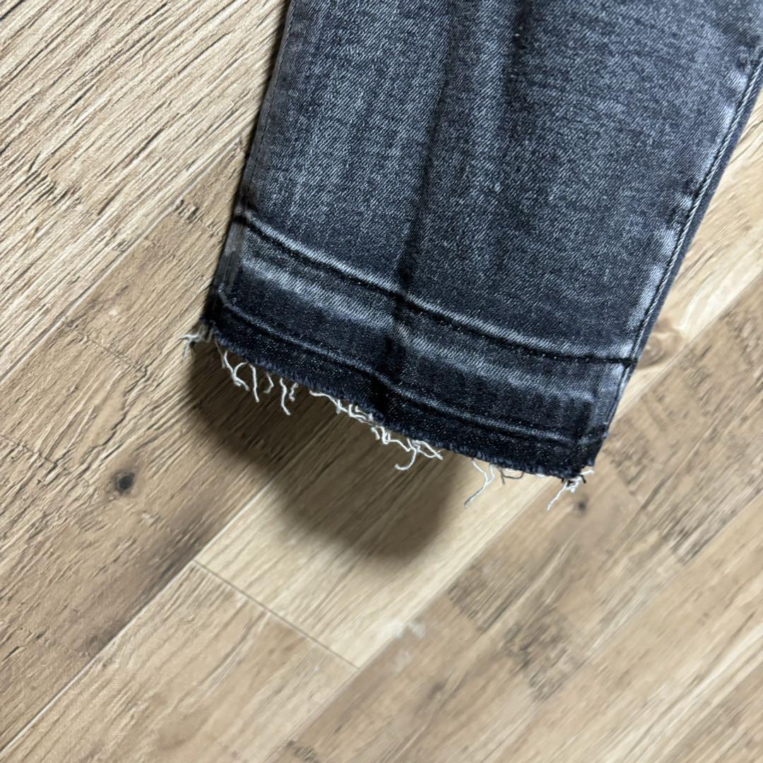 スケーター　サイズ42 DSQUARED2 新品未使用　ブラック　ストレッチ
