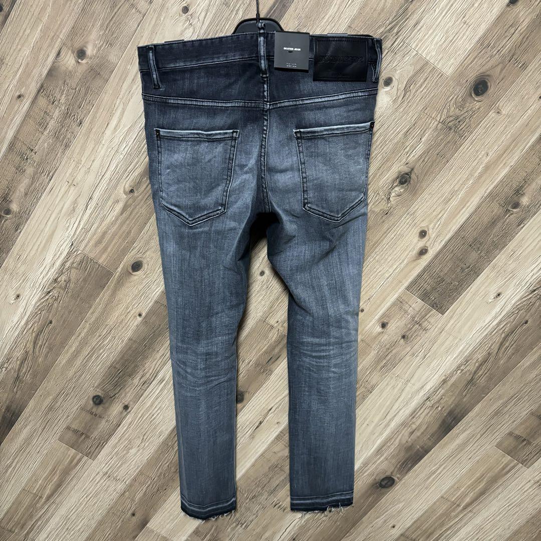 スケーター　サイズ42 DSQUARED2 新品未使用　ブラック　ストレッチ