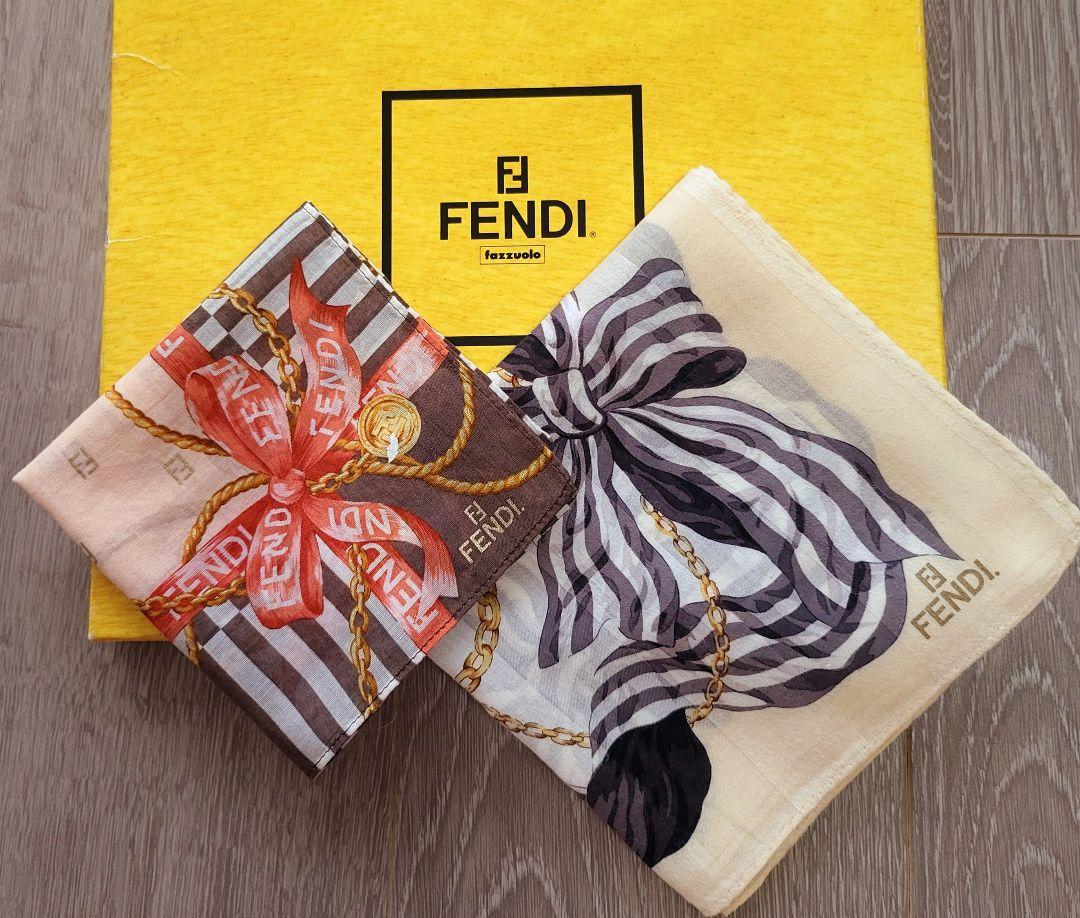 FENDI ハンカチ2枚セット 時計 パンプス バック 香水 ペカン