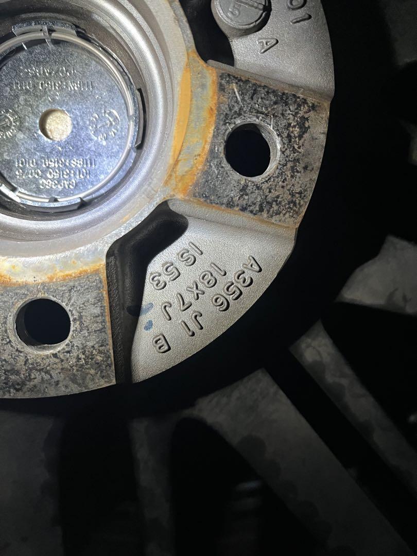 18インチ ブラックホイールセット ブリヂストン　225/50 R18 95