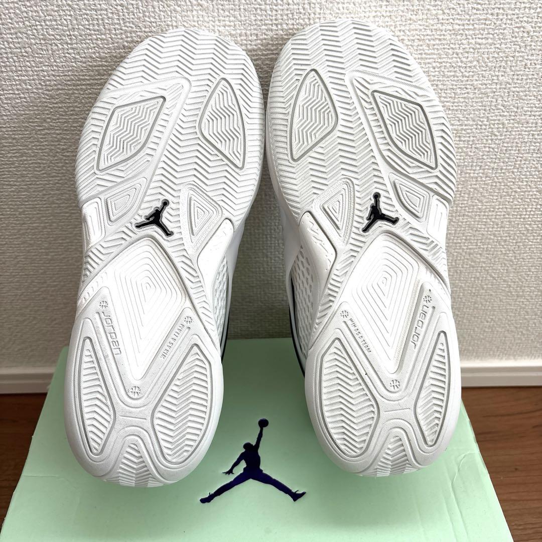 Jordan バスケットボールシューズ ホワイト　23.5㎝
