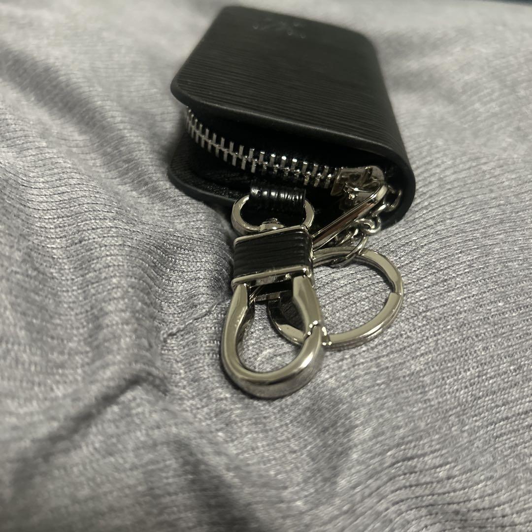 Louis Vuitton ブラックキーケース