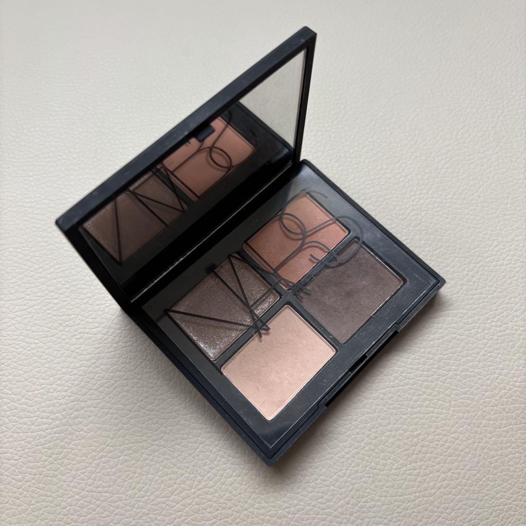 NARS クワッドアイシャドウ 03847 4月購入