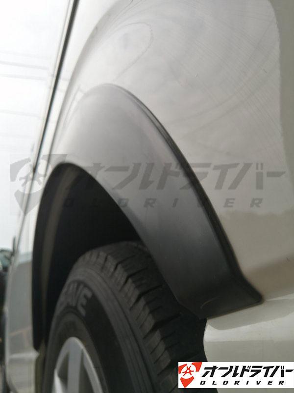 ハイエース 出幅2cm マッドブラック未塗装 KxV31-m46201079398 200系 オーバーフェンダー 超激得新作