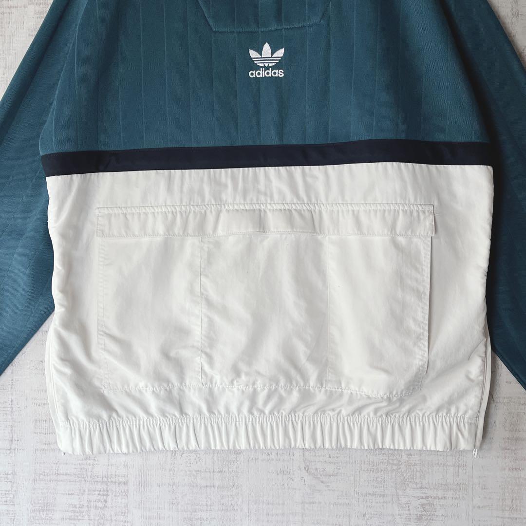 adidas アディダス アノラック プルオーバー ロゴ刺繍 素材