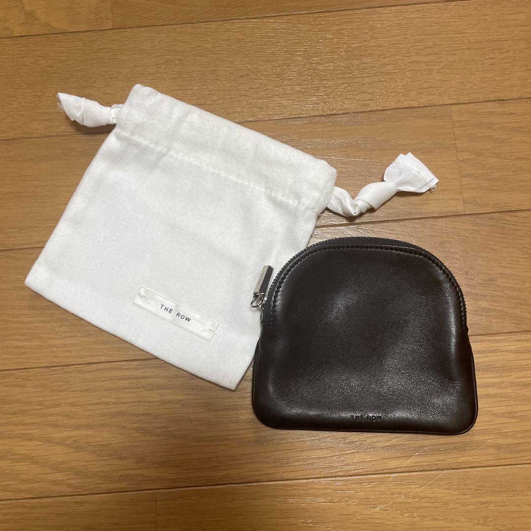 THE ROW ザロウ SQUAREPOUCH レザーポーチ財布　ブラウン THE ROW ザロウ SQUAREPOUCH レザーポーチ財布 ブラウン - メルカリ