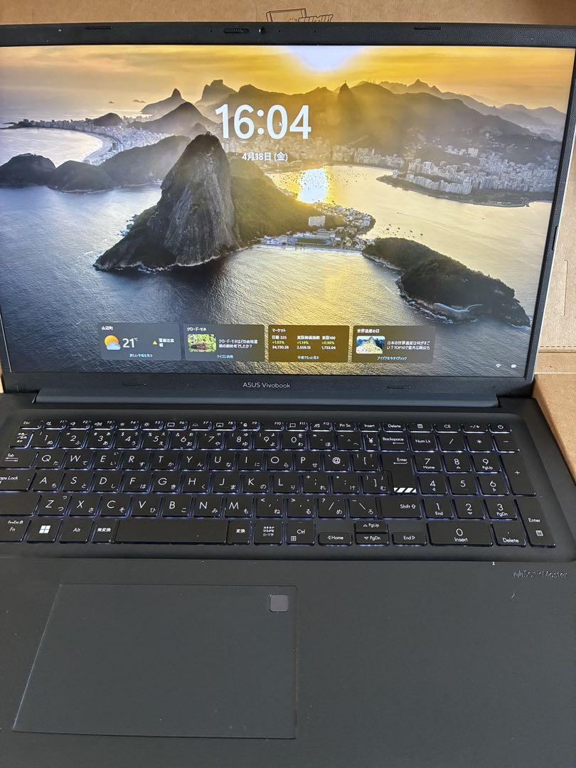 ASUS vivobook 17　X1704VA-AU121WS