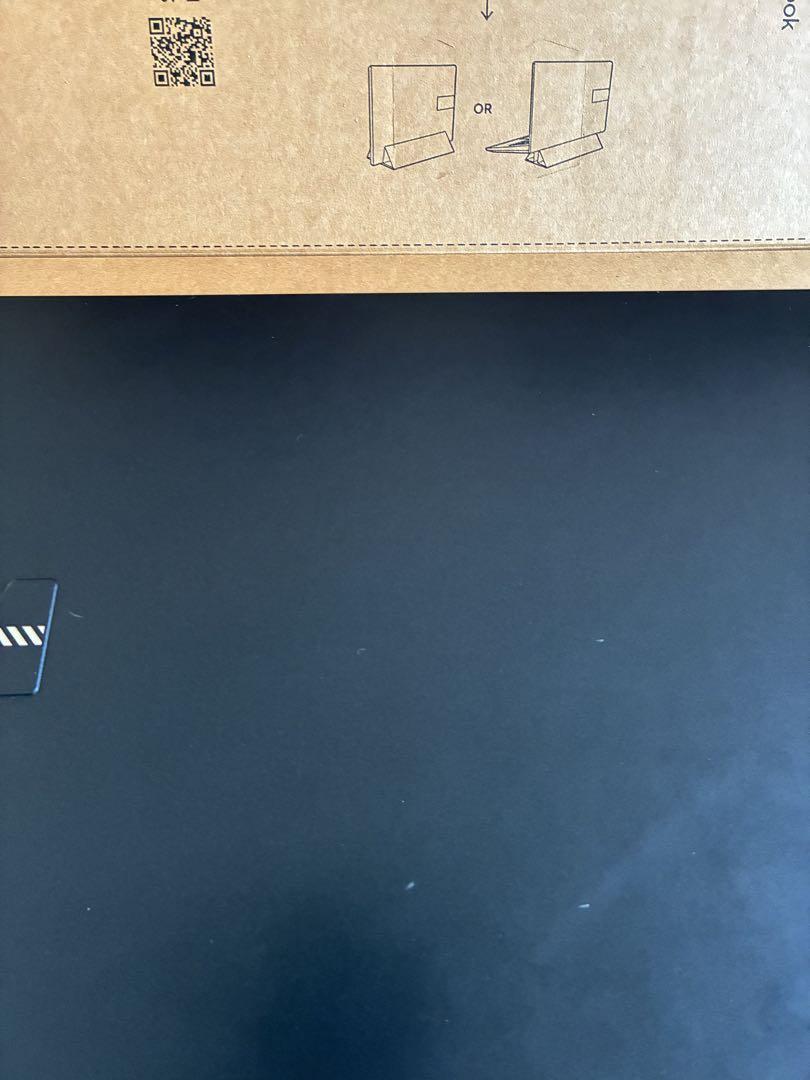 ASUS vivobook 17　X1704VA-AU121WS
