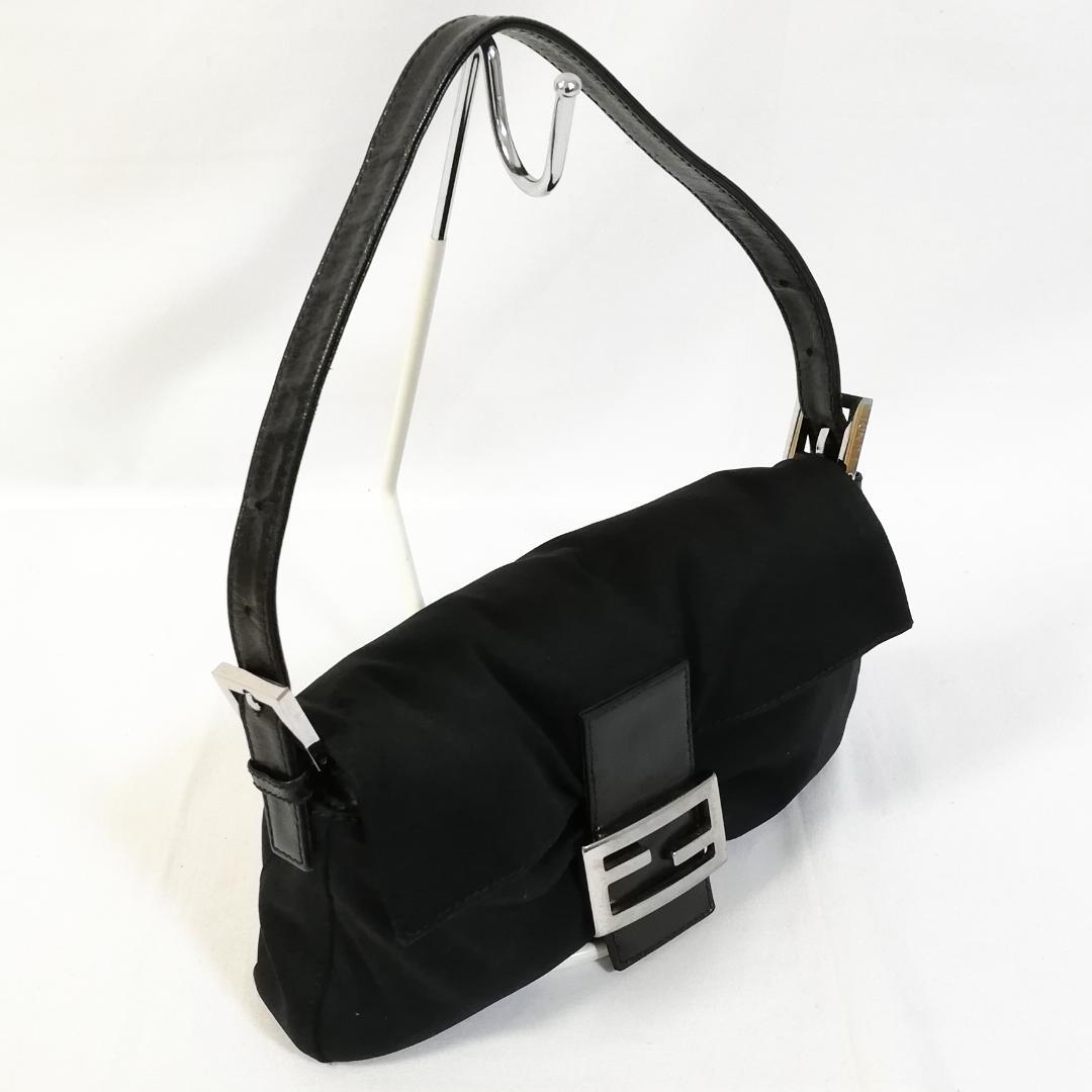 SALE格安 美品級 FENDI フェンディ マンマバケット 人気 ブラック 可愛い 5ec7n-m46204577974 限定SALE大得価