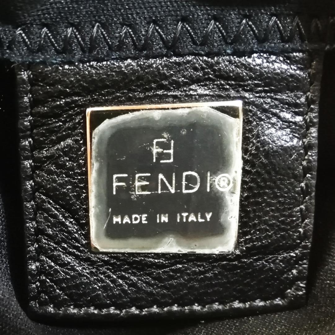 SALE格安 美品級 FENDI フェンディ マンマバケット 人気 ブラック 可愛い 5ec7n-m46204577974 限定SALE大得価