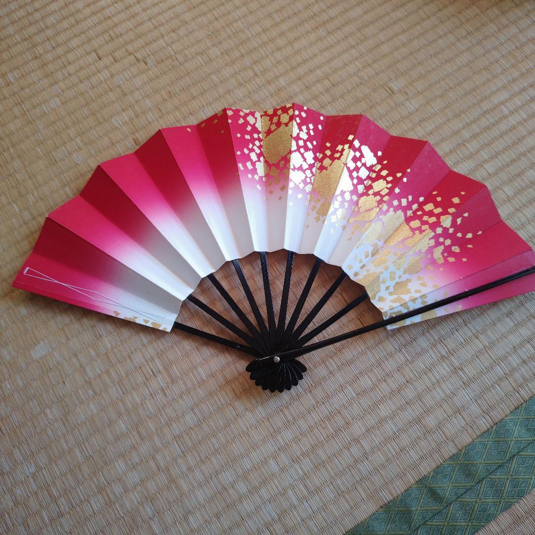舞扇子 赤 グラデーション 金模様 - メルカリ