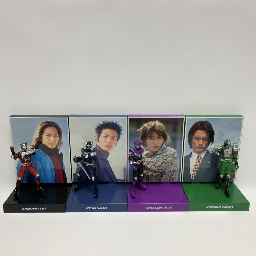 激レア☆仮面ライダー龍騎☆俳優写真パネル&フィギュア 4種