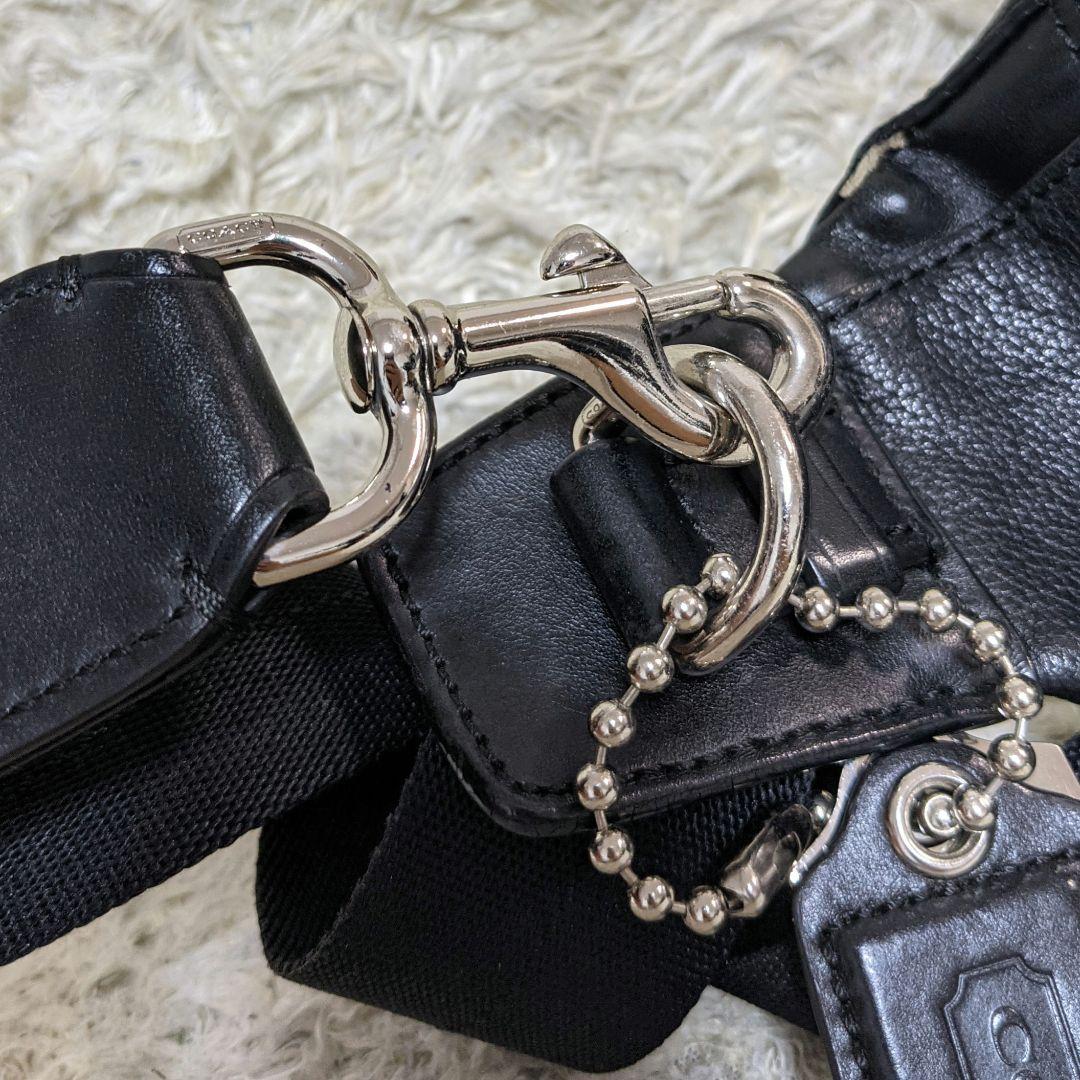 コーチ ボディバッグ ウエストバッグ レザー 本革 シボ革 ロゴ