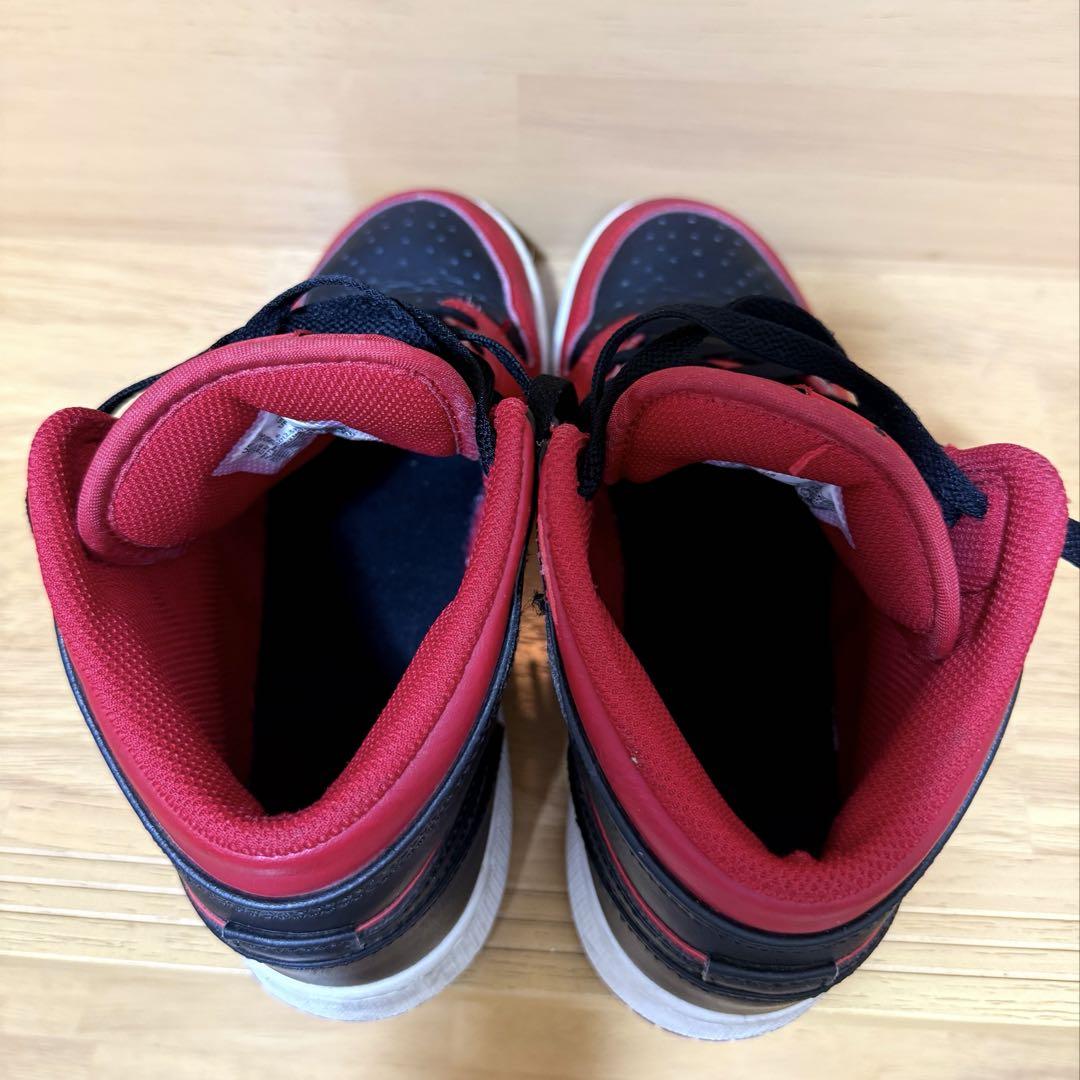 Nike Air Jordan 1 Mid 赤黒 ハイカットシューズ