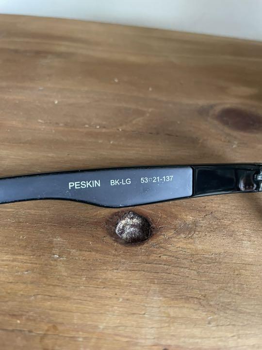 eyevol  PESKIN 調光レンズ搭載