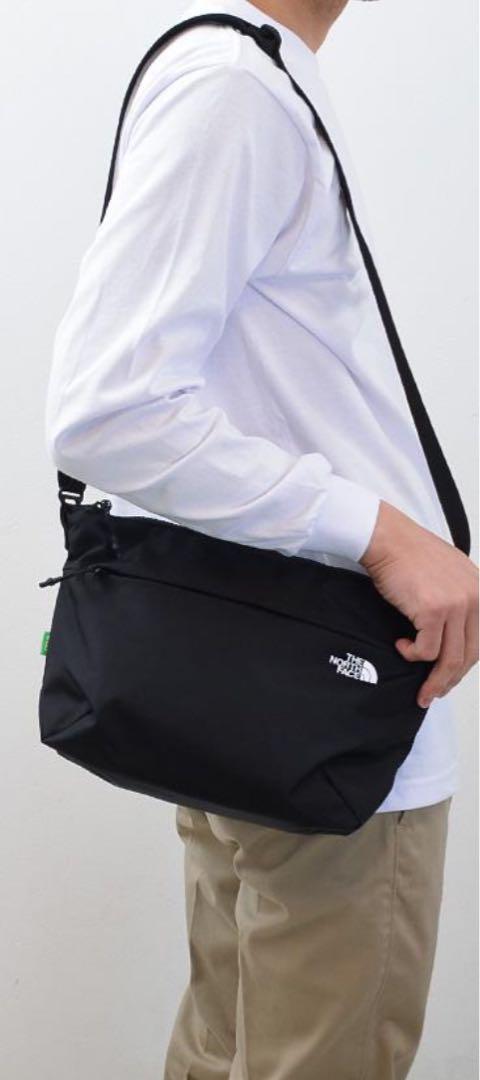 韓国ノースフェイスSIMPLE CROSS BAG Mメッセンジャーバッグ黒