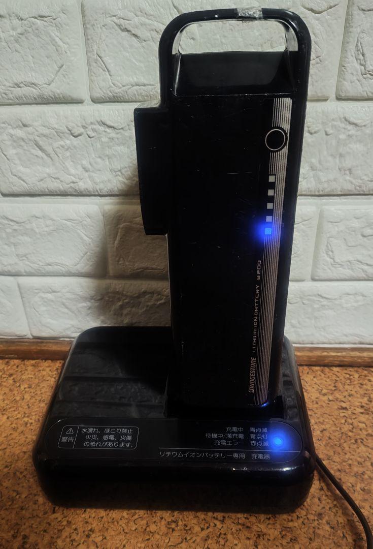 ブリヂストンリチウムイオンバッテリー充電器