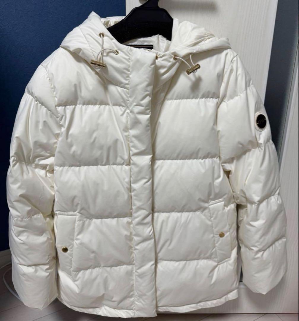 DANIEL WELLINGTON ダウンジャケット ホワイト